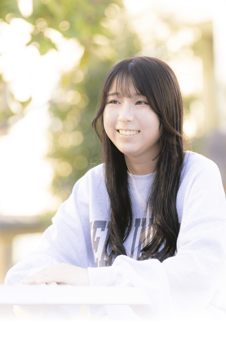 経済情報学部 経済情報学科4年 長谷川 心春さん